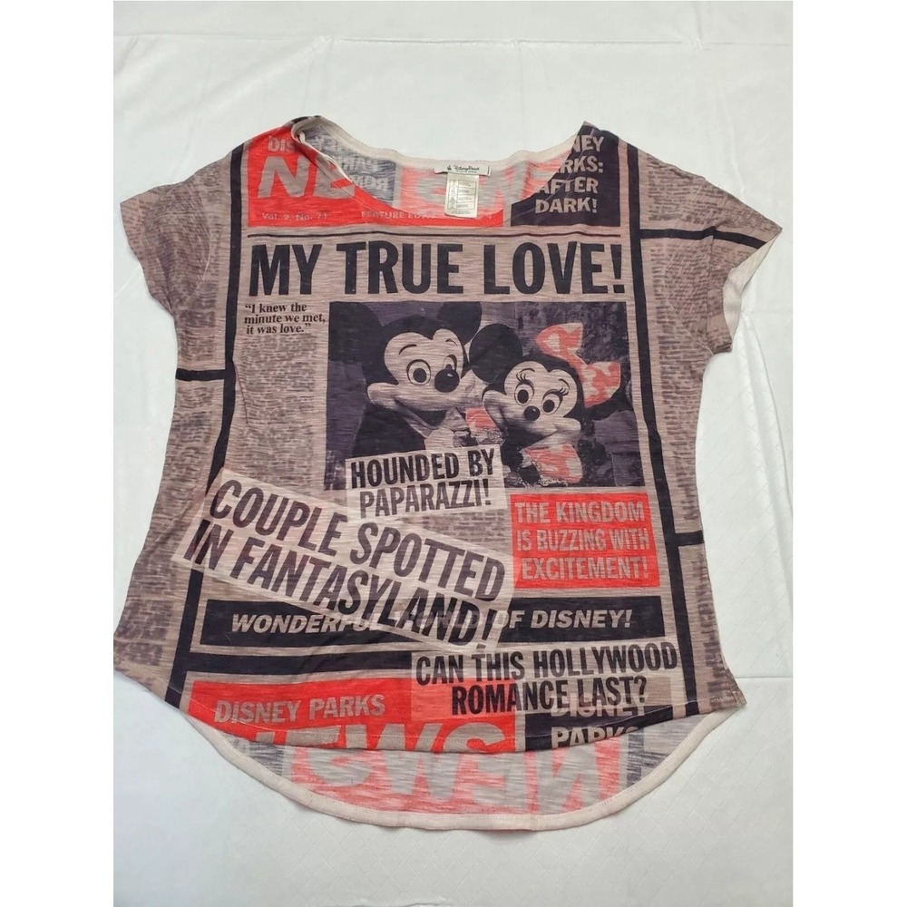 Disney Parks Shirt Womens Large Mickey Minnie Mouse Fantasyland Graphic Romantic